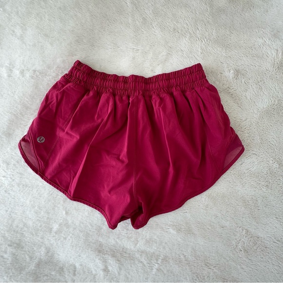 Lululemon Hotty Hot Shorts 2.5” Violet Red, 6. - Picture 3 of 12